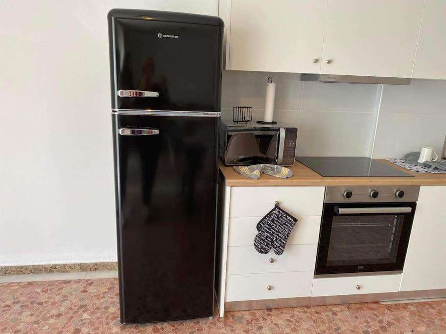 New! Flower Patio House 2 Bdr - Bbq - Wash Machine Lavrio Exterior photo